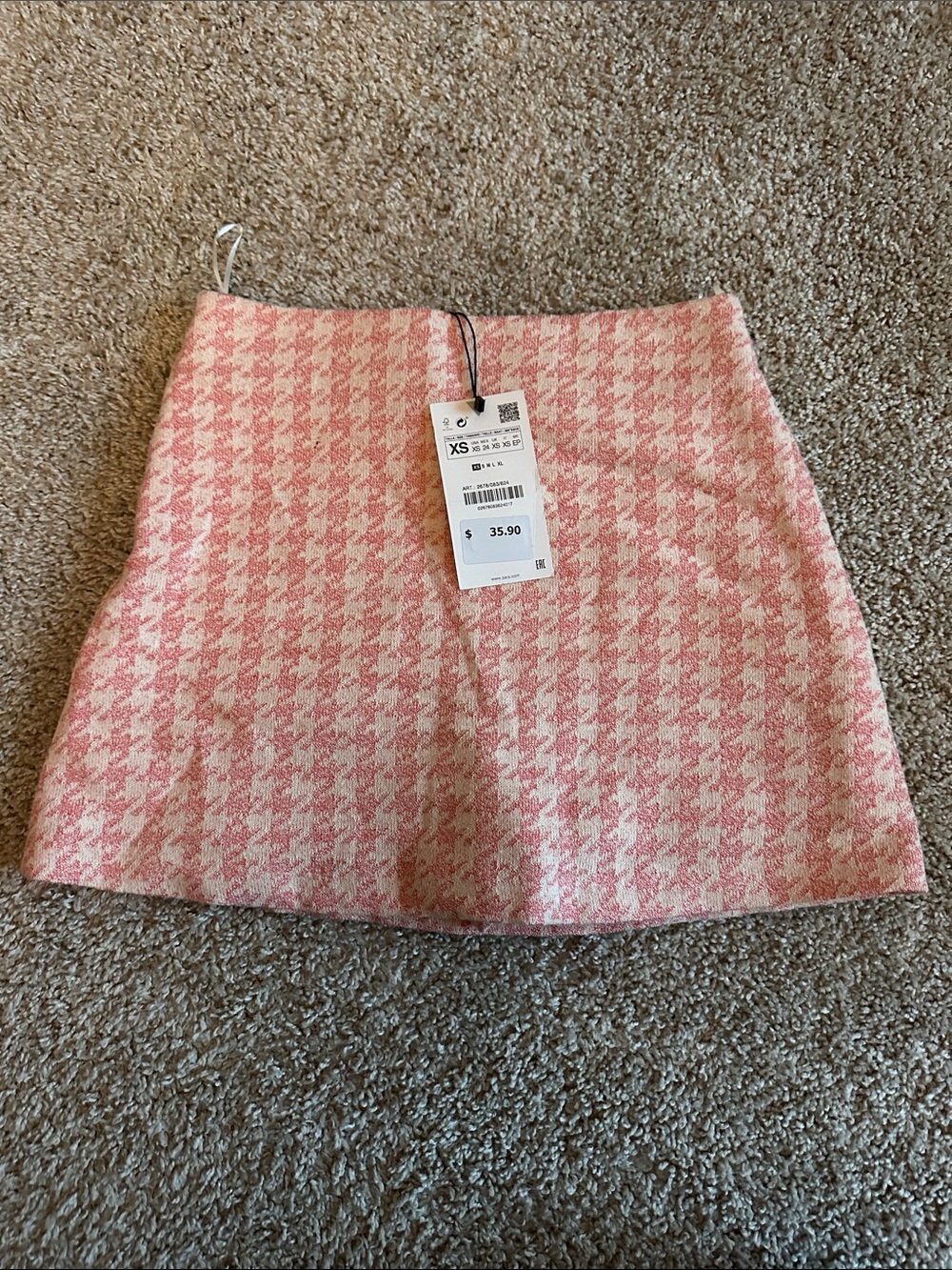 Zara Women’s Pink Houndstooth Mini Skirt